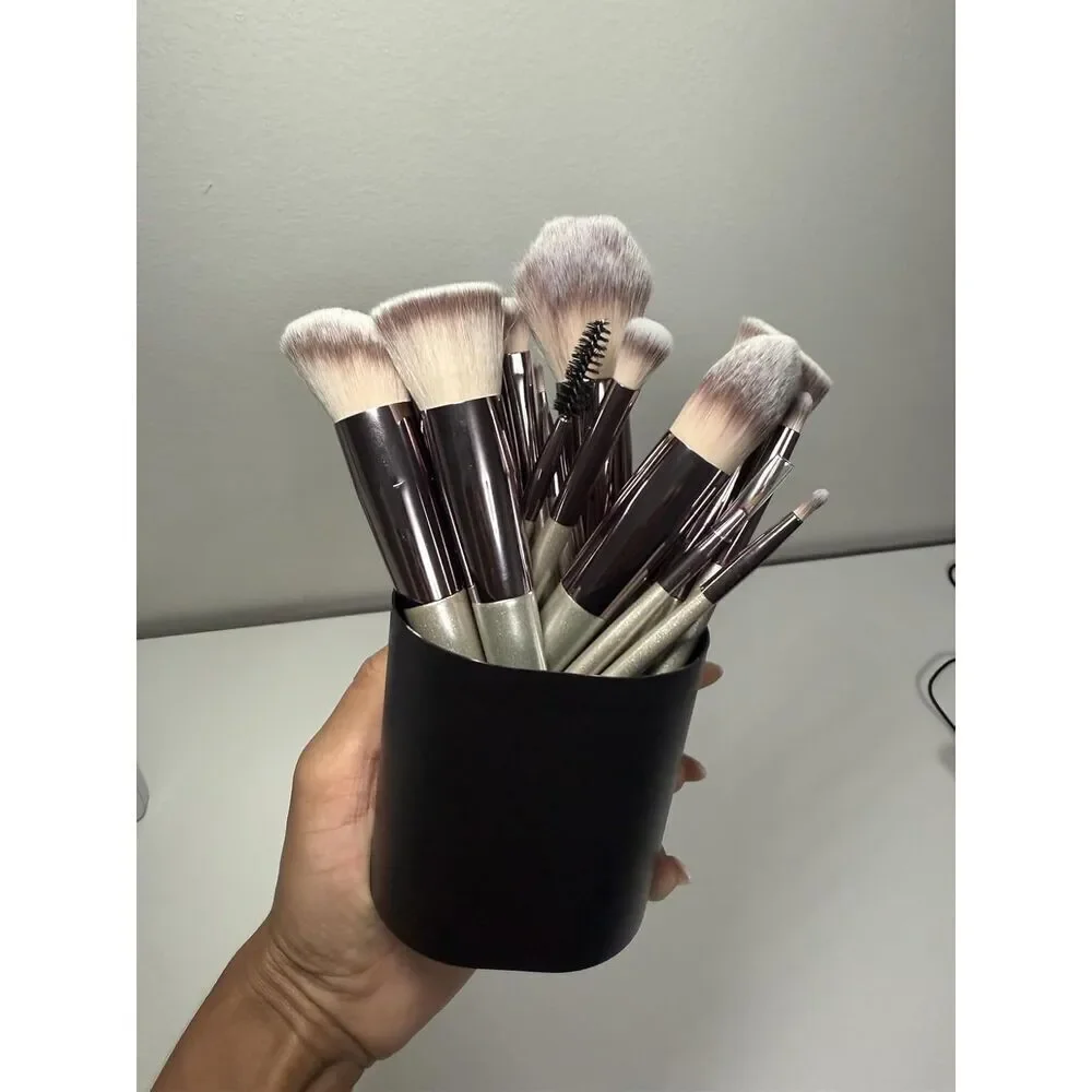 Bs-Mall 8 Pieces Premium Synthetic Makeup Brushes Set With Black Case